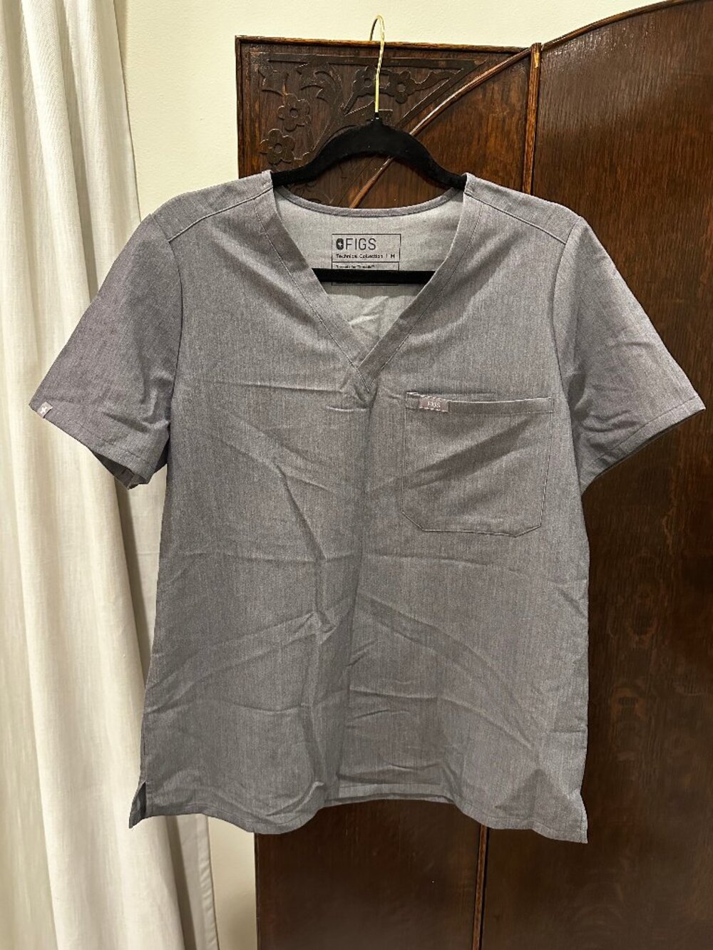 FIGS Graphite Gray Scrub Set - Picture 2 of 2